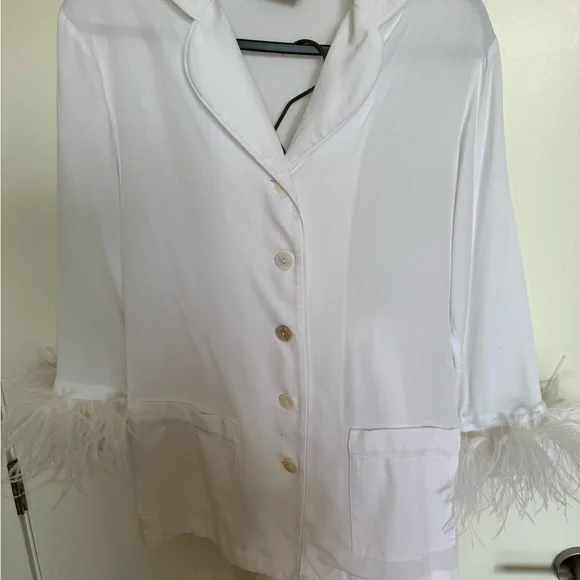 Sleeper Party Pajamas Set with Detachable Feathers in White